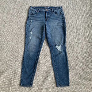 Maurices - Size Women's 14 -  Vintage High Rise Destructed Skinny Jegging
